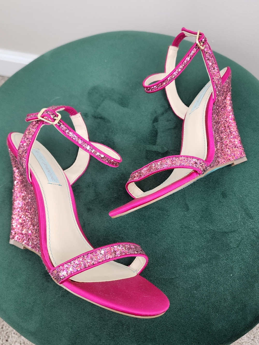 Blue By Betsey Johnson Darci Pink Glitter Wedge Sandals NWT